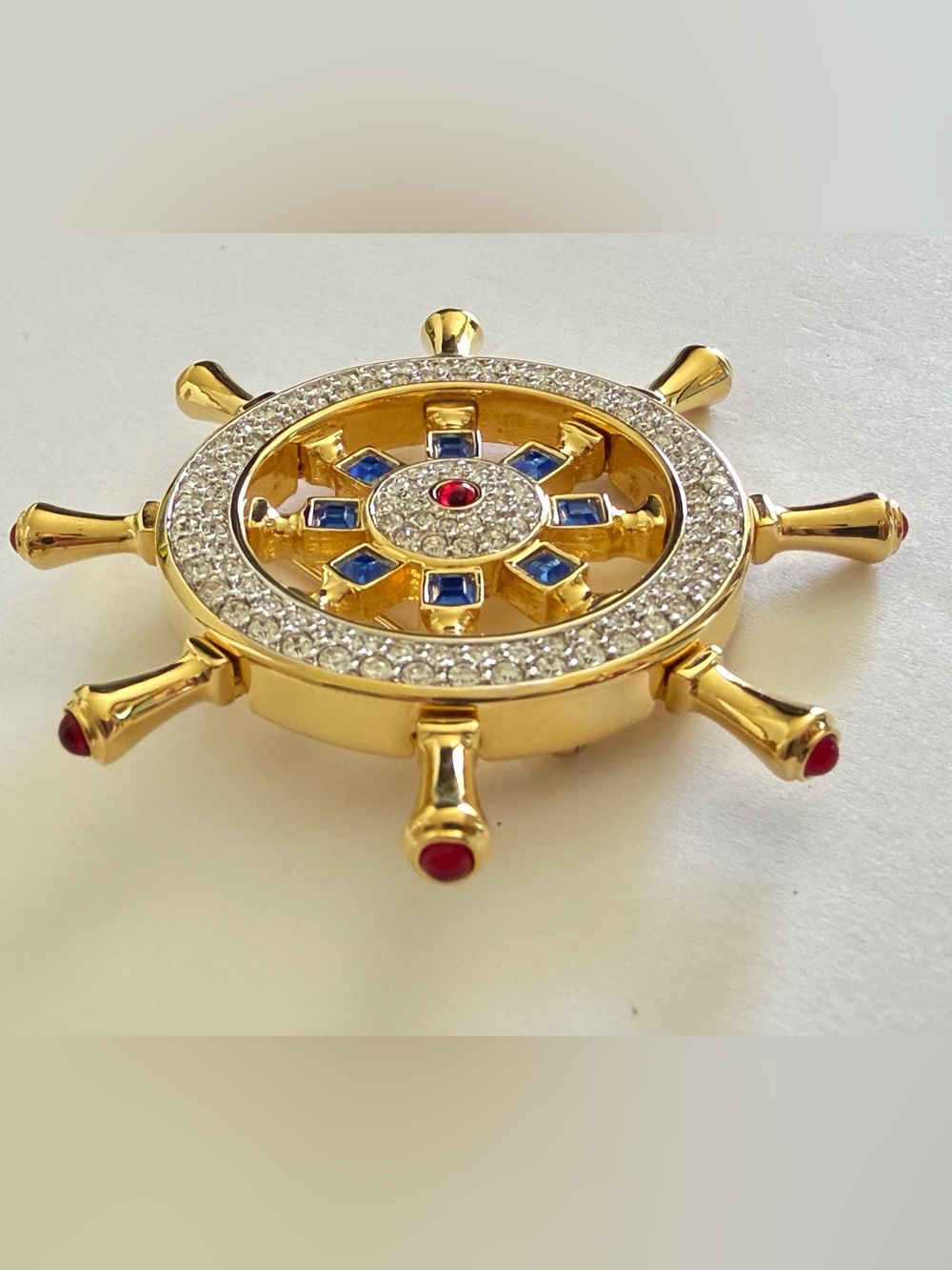 SWAROVSKI Nautical Ship Wheel Brooch Gemstone Crystal Blue Red Gold Pin Cruise - Picture 3 of 6